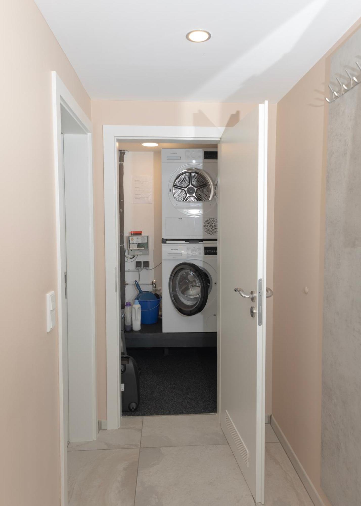 Phantasialand Family Apartment Erftstadt-Bruehl-Cologne Exterior photo
